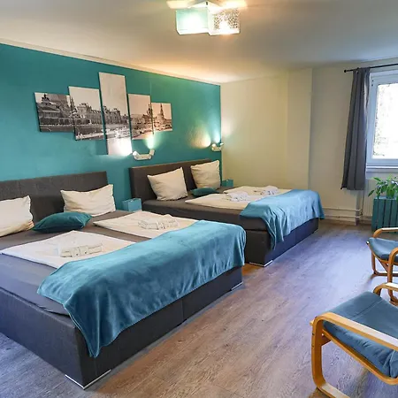 Understaytement Am Schloss 2*